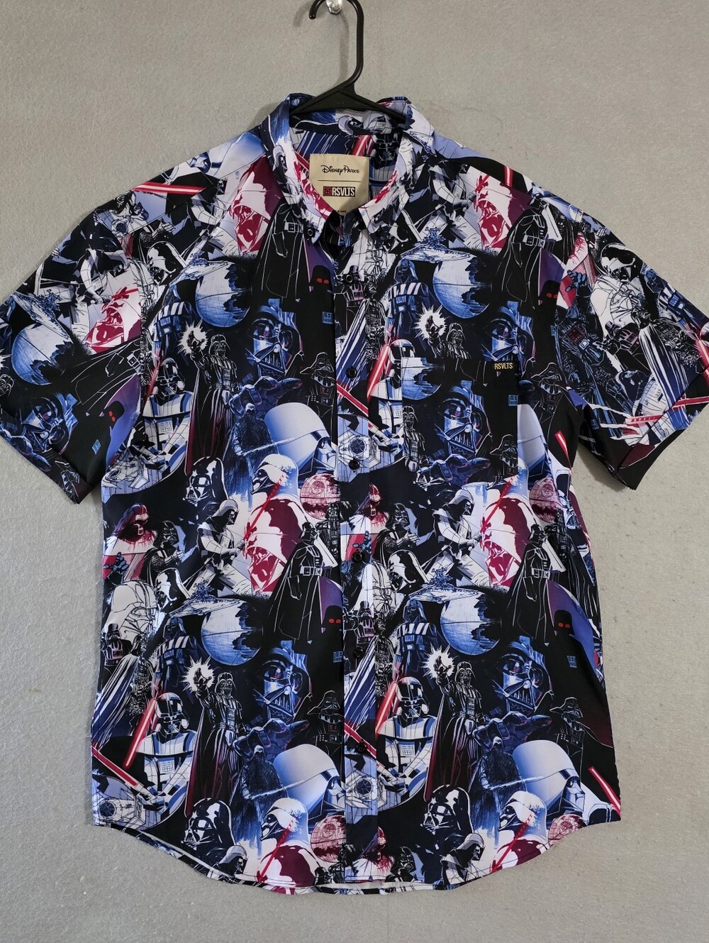 NWOT RSVLTS X Star Wars Disney Parks Darth Vader Button Down Shirt Size Large